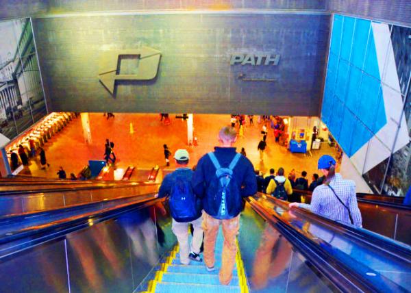 2016-04-26_PATH @ WTC ���ݹ���ѷ�ӽ��ˡ�ŦԼ��ó����վ-10001.JPG