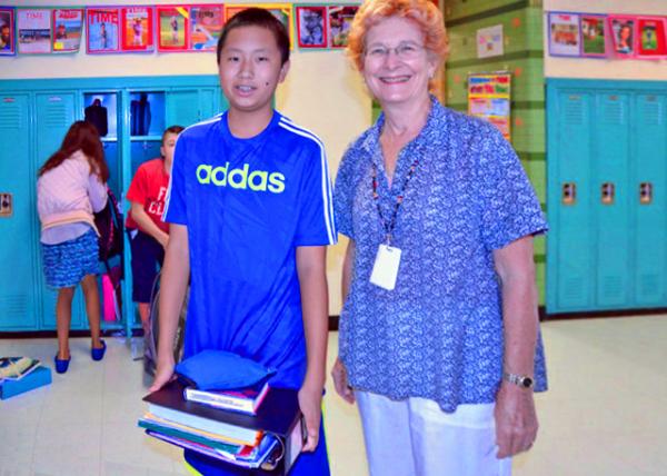 2015-09-18_1st Day School w Mrs. Baltozer ������ѧͷһ��������ΰͶ�����̫̫ 0001.JPG