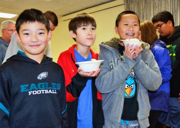 2014-12-06_Aiden-Robbie-Skyler_Christopher Dock Mennonite High School ����˹�и��������ŵ�ɸ���0001.JPG