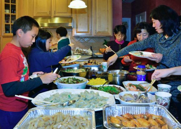 2014-12-20_Rong-Shuping's Holiday Party ���վۻ�-20001.JPG