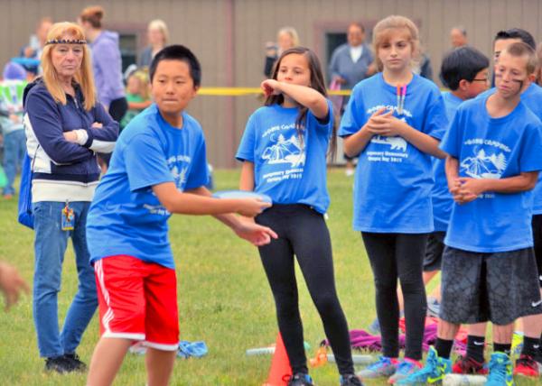 2015-05-21_Montgomery ES_Frisbee ����--50001.JPG