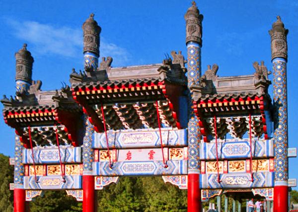 Decorated Gateway �Ʒ�0001.JPG