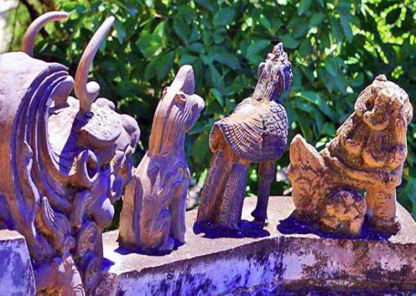 Legendary Animals Decorated on Roof Ridge �ݼ���װ�εĴ��涯��0001.JPG