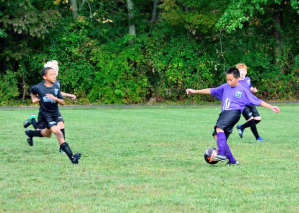 2013-09-21_Aiden_Ball Handling ����-10001.JPG