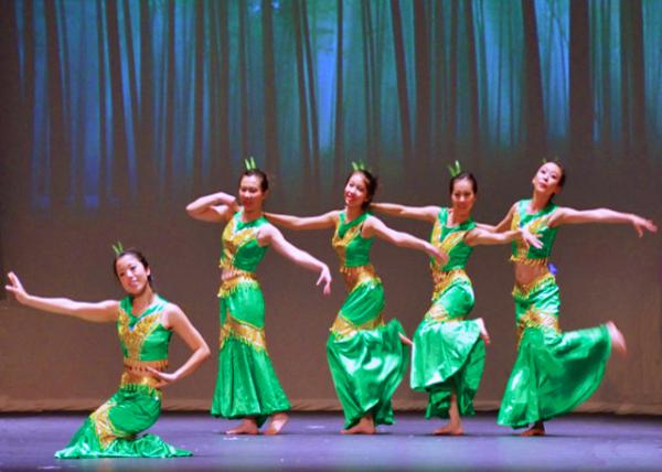 2013-09-28_Dai Dance Bamboo Woods Rain �����赸��������0001.JPG