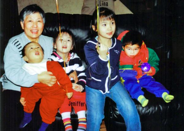 2004-02-22_Aiden's 1st BD.JPG