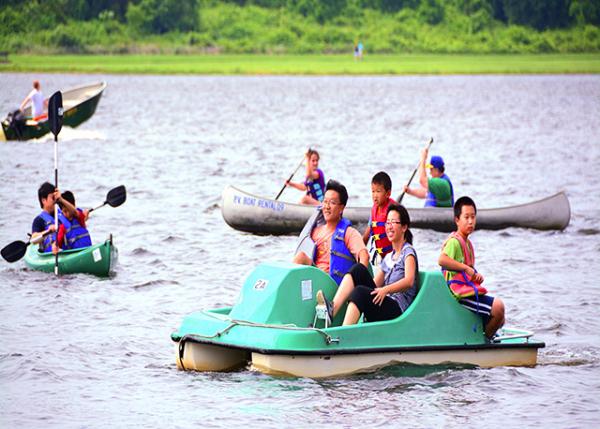 2013-06-16_Paddle Boat-10001.JPG