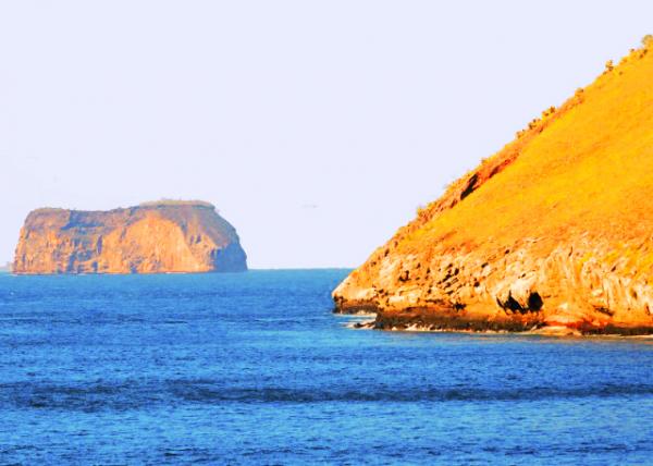 03-28-13_ Daphne Islands.JPG