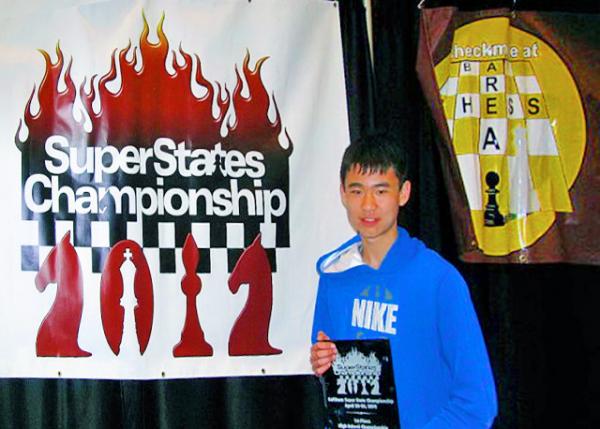 2012-04-22_Joshua on 37th Annual CalChess Scholastic State Championship �� 37 ����ݹ���������ѧ�������ھ�0001.JPG