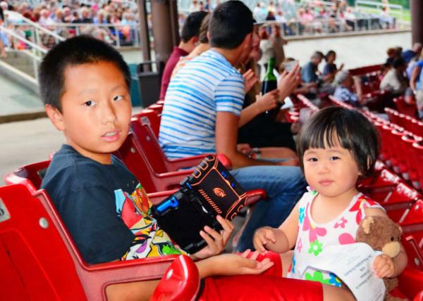 2013-07-31_Sibling Warmth-20001.JPG