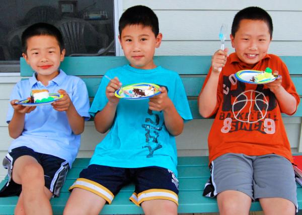 2012-05-26_Nicolas's BD Cake-10001.JPG