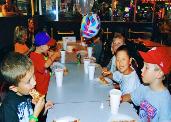 08-12-12_ Pizza Lunch-20001.JPG