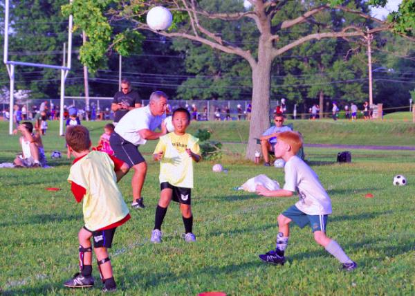 08-17-10_ Training Session_Break Clear ��ȫ����-70001.JPG