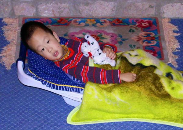 12-23-05_ 34-Mo-Old_Nap on Car Seat ��ͯ��ȫ���Ρ�����0001.JPG