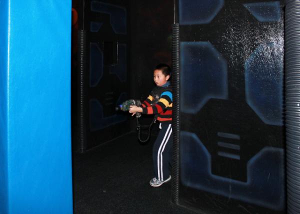 02-19-11_ Laser Tag Pistol ������ǹ0001.JPG