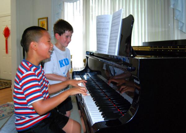 2011-07-03_Entertainment w Derek ��������0001.JPG