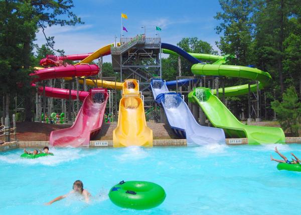 2011-07-04_The 4 Winds Boreas, Eurus, Zephyrus & Nortus @ 6 Flags Hurricane Harbor.JPG