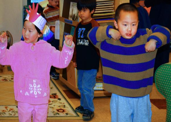 2007-02-09_Chicken Dance-w Crystal @ Preschool 20001.JPG