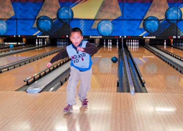 2008-12-13_Bowling @ Happy Tymes0001.JPG