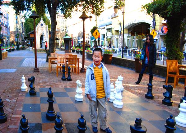 2009-03-11_Santana Row-20001.JPG