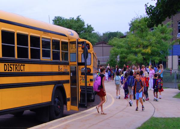 2009-09-08_Get Off School Bus-20001.JPG