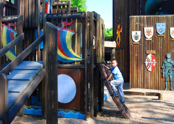 2008-05-26_Kids Castle @ Doylstown �������򡤶�ͯ�Ǳ�0001.JPG