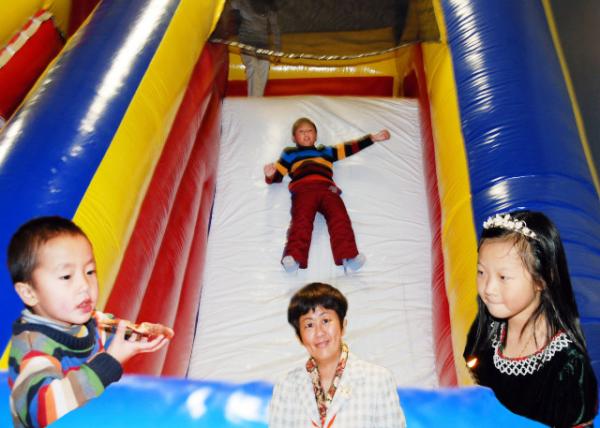 2009-12-05_ Daniel-Aiden-Lilian @ BouceU0001.JPG