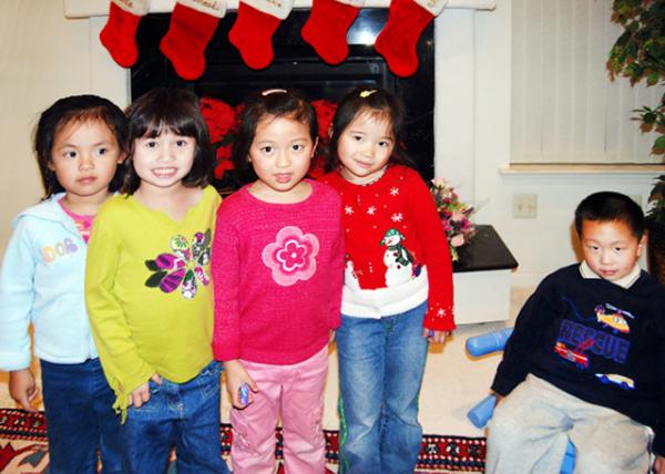2006-12-30_Tiffany-Samantha-Jasmine-Alison-Aiden @ Bonnie-Dashi's House_M0001.JPG