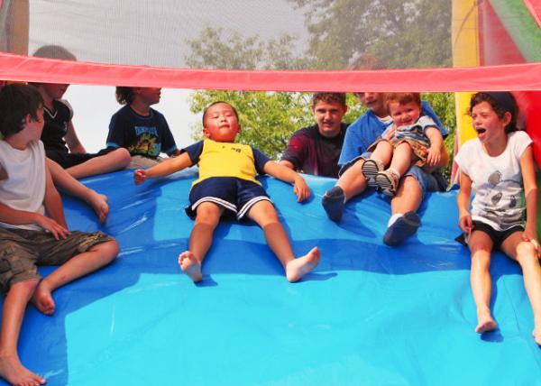 2008-06-28_Giant Slide @ Molly's Graduation Party0001.JPG