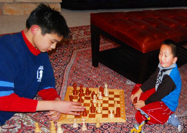 2009-03-07_Play Chess w Joshua0001.jpg