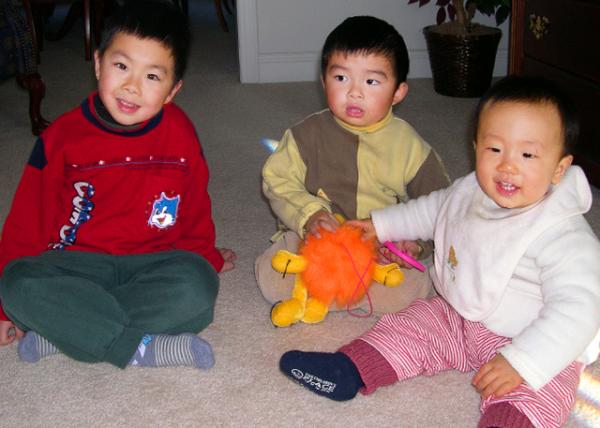 2003-12-27_Yun-Lin's New Year Party0001.jpg