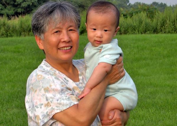 2003-08-13_Linda Backyard ��Ժ0001.JPG