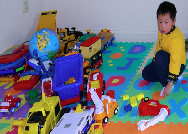 2006-03-26_Toy Trucks ��߿���0001.JPG