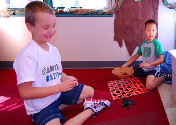 2008-08-22_Aiden- Connor_Checkers ����0001.JPG