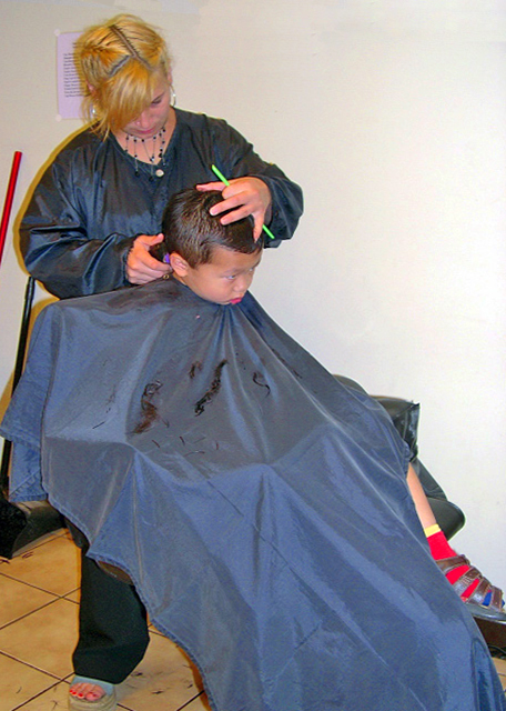 2006-06-17_Hair Cuttery ������0001.JPG