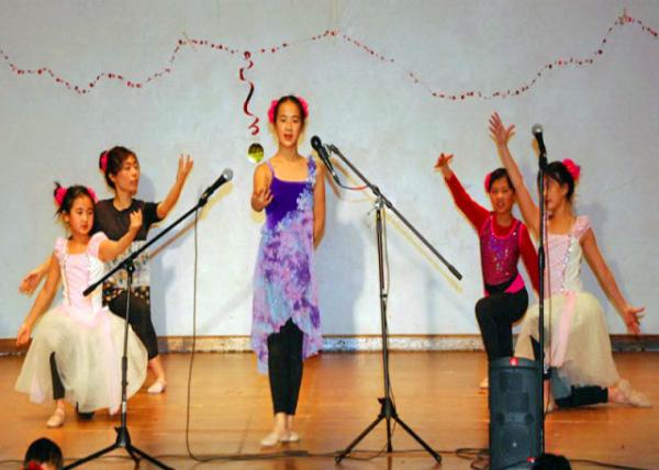 2010-02-14_GHCS CNY Gala0001.JPG