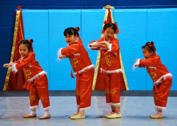 2022-04-23_02_Pay a New Year Call-20001.JPG