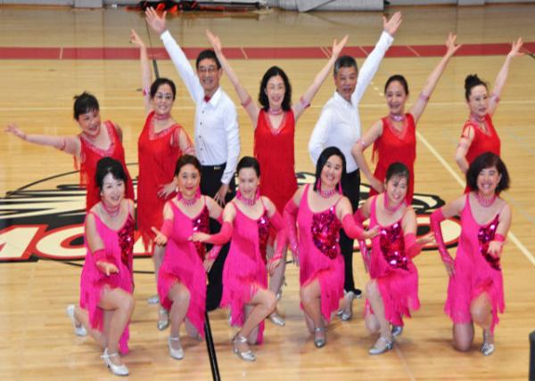 2022-05-15_09_Mixed Chacha Line Dance-180001.JPG