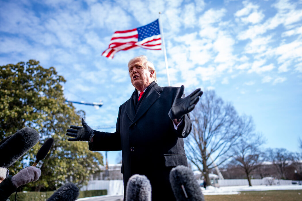 多年来,特朗普总统磨练出一套面对公众批评的生存策略。