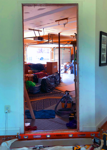 79_2022-06-15_Storm Door Replacement.JPG