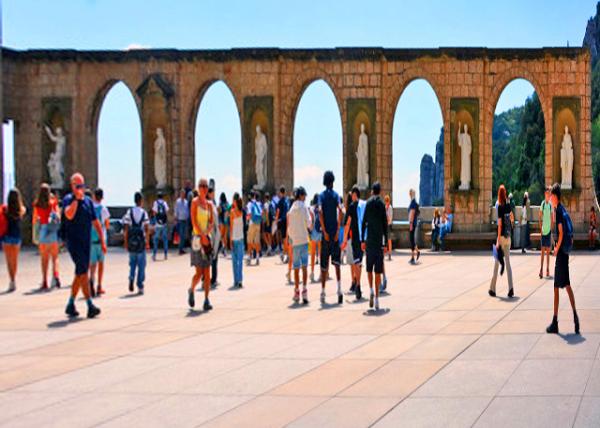 2024-06-03_Couryard of Santa Mar��a_Catalonia's Heavenly Haven-20001.JPG