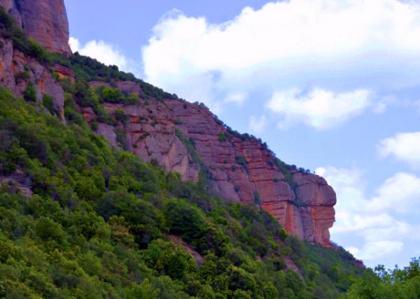 2024-06-03_19_Magical Montserrat Massif_Cap de Mort iCap del Mono-20001.JPG