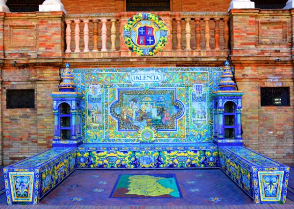 2024-06-05_Alcove_Palencia Province Alcove Flanked by a Pair of Covered Bookshelves in the Manner of a Little Free Library0001.JPG