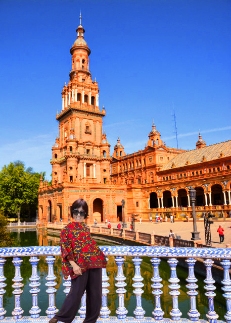2024-06-05_Puente de Arag��n Sculptures Representing the Fisherman or Sailor-10001.JPG