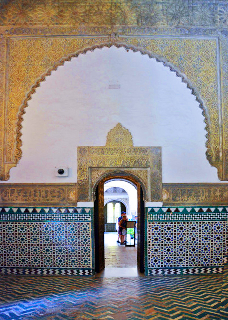 1770856662398643.jpg 2024-06-05_13_Elaborate & Distinctive Mudejar Style of Architecture Influenced by Muslim_ Jewish_ & Christian in Andalusia’s Colorful History0001.JPG