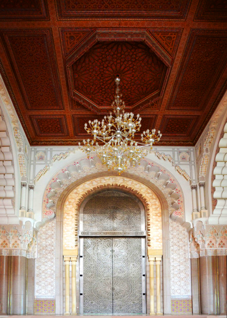 1770949644218875.jpg 2024-06-06_22_Magnificent Interior Door w Arabesque Marble Panel0001.JPG