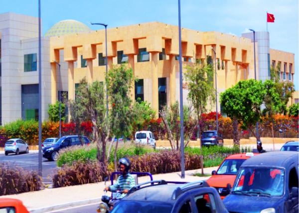 2024-06-07_37_Bldg_High Founty_ One of the Few Big Moroccan Cities where Tamazight_ One of Morocco's 2 Official Languages Spoken by More Than Half of the Population0001.JPG