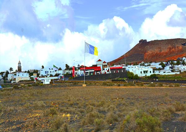 2024-06-08_18_Risco de Famara Escarpment0001.JPG