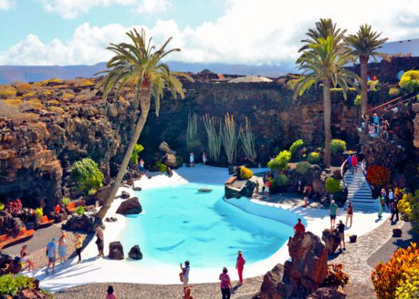 2024-06-08_33_Jameos del Agua_Emerald-Green Pool-20001.JPG