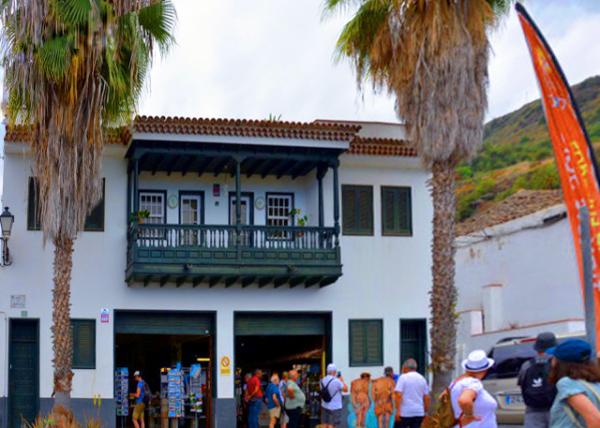 2024-06-09_46_Bldg_Plaza del la Pila0001.JPG